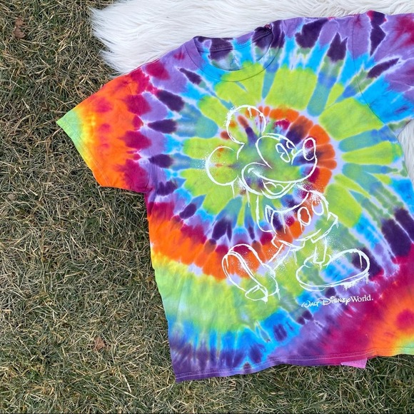 Walt Disney World Mickey tie dye short sleeve shirt medium - Picture 1 of 5